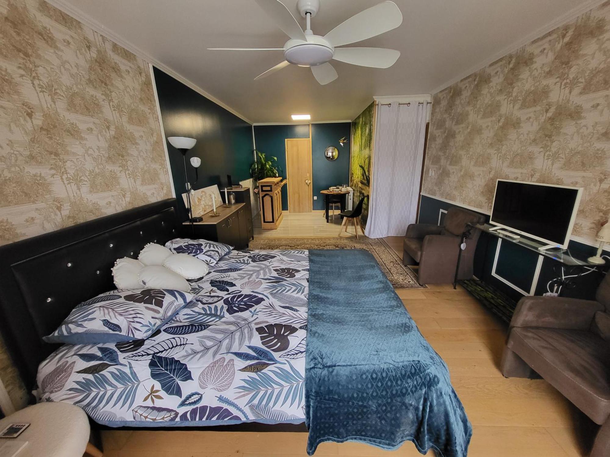 Bed and Breakfast Choisy Le Jacuzzi Exterior foto